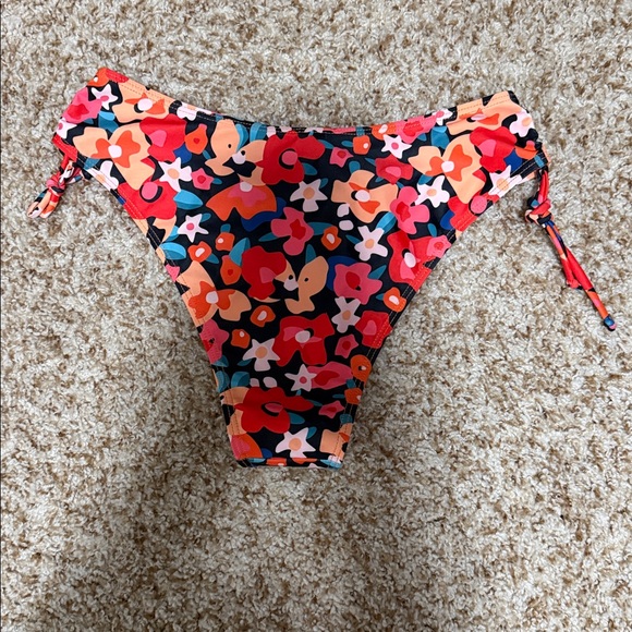 Women’s Small Bikini Two piece set - Picture 4 of 7